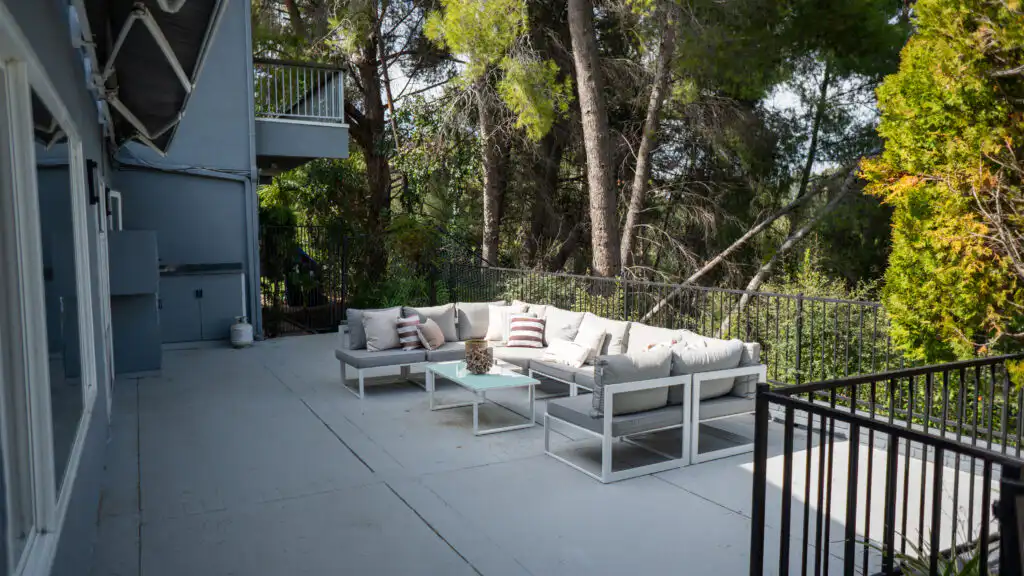Outdoor Lounge